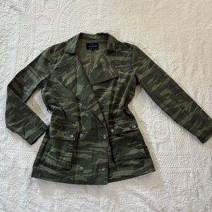 Lucky Brand Green Camo Trench Jacket Size Extra Small